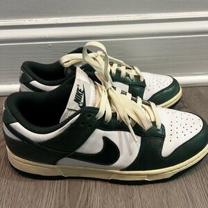 Nike Dunk Low Vintage Green Women's Sneakers Size 9